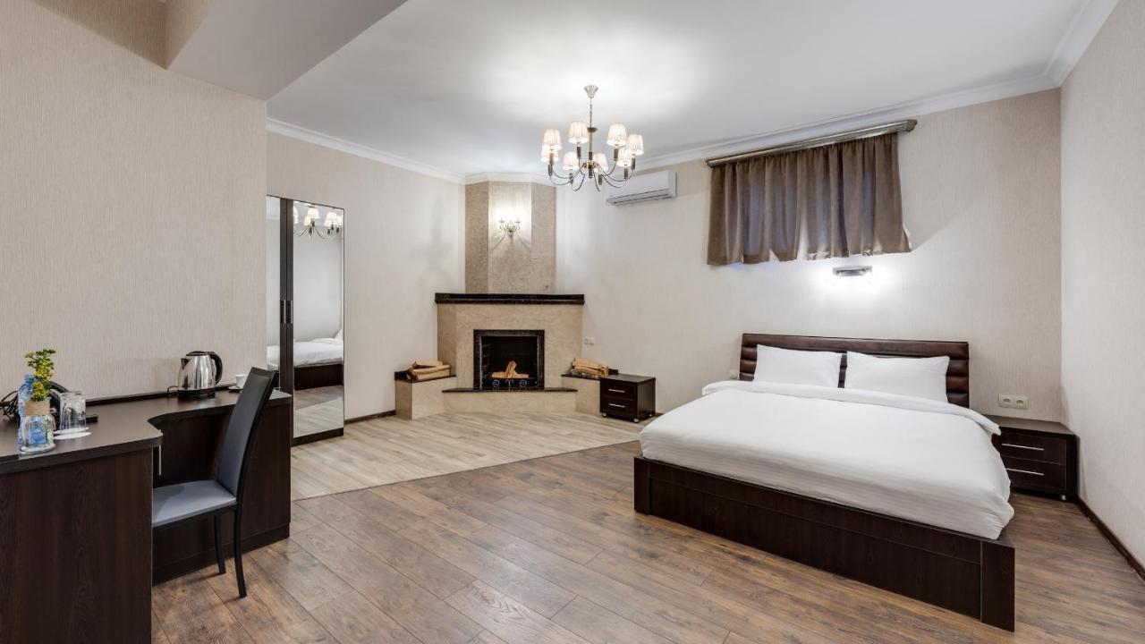 טביליסי Siberia Hotel מראה חיצוני תמונה